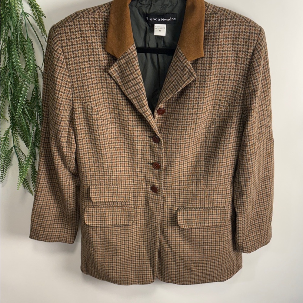 Vintage Houndstooth Blazer with Brown Accents